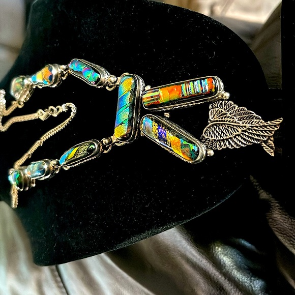 Necklace ~ Iridescent Colors! Hints of orange green blue gold purple - Picture 8 of 9